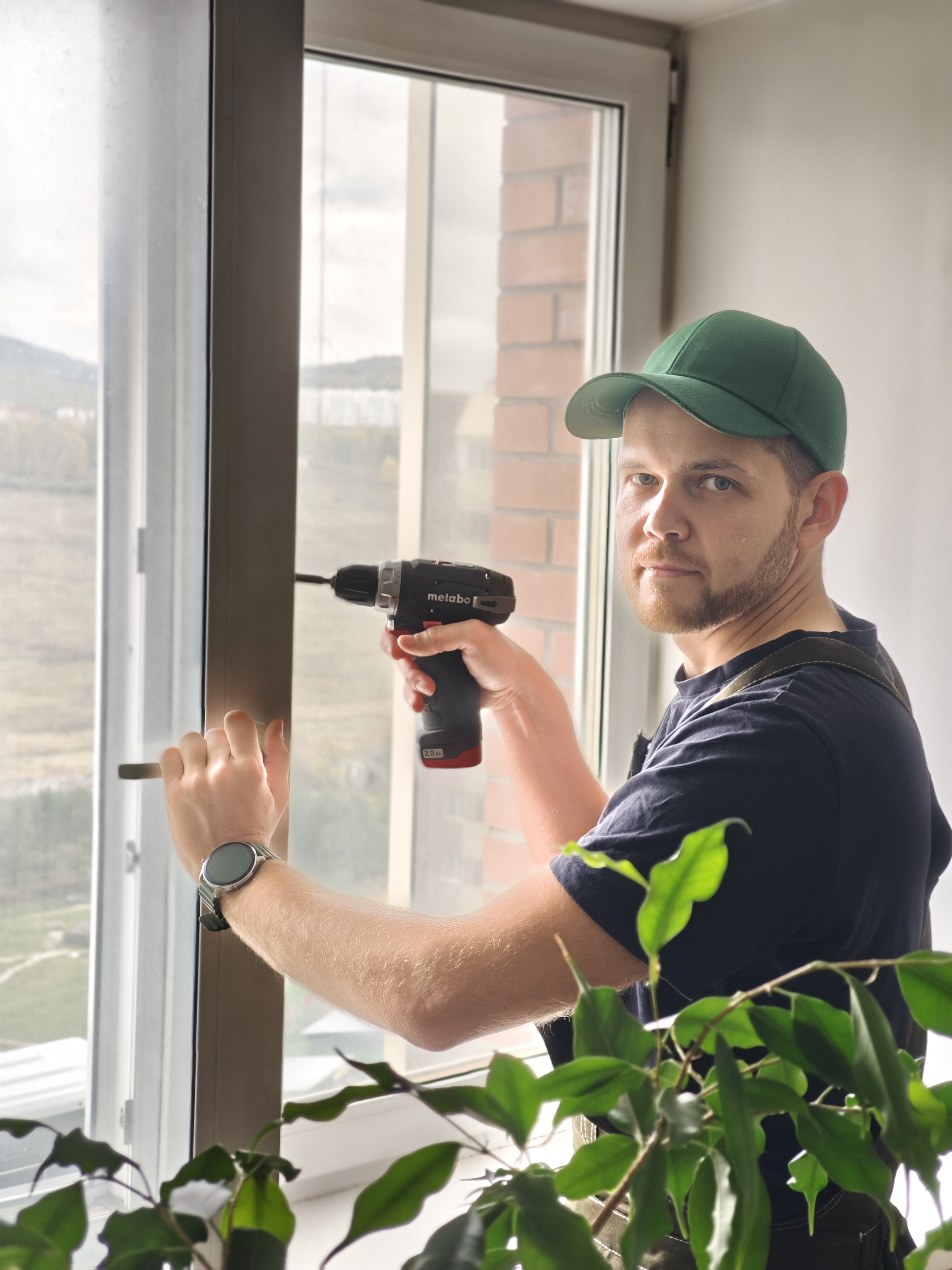 Мастер по ремонту окон